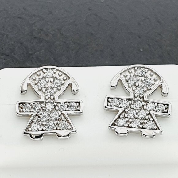 925 sterling silver luxury CZ earrings for women/girls Best for RJUS2140